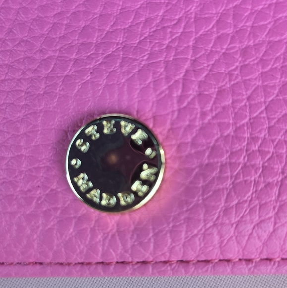 Steve Madden card holder - Picture 3 of 10